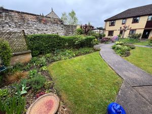 Photo 10- click for photo gallery